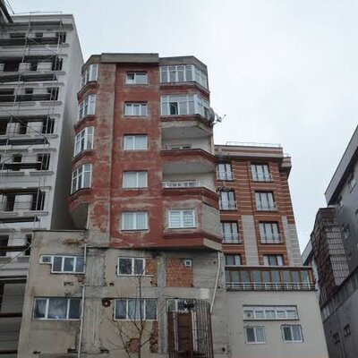 Depremin ardından sosyal medya bu binaları konuşuyor