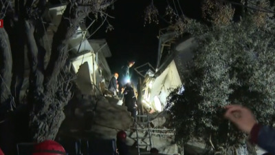 Hatay'da enkaz altında kalan 3 kişiden birinin cansız bedenine ulaşıldı