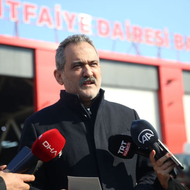 Bakan Özer: 99 bin 853 öğrencimizin nakil işlemini gerçekleştirdik