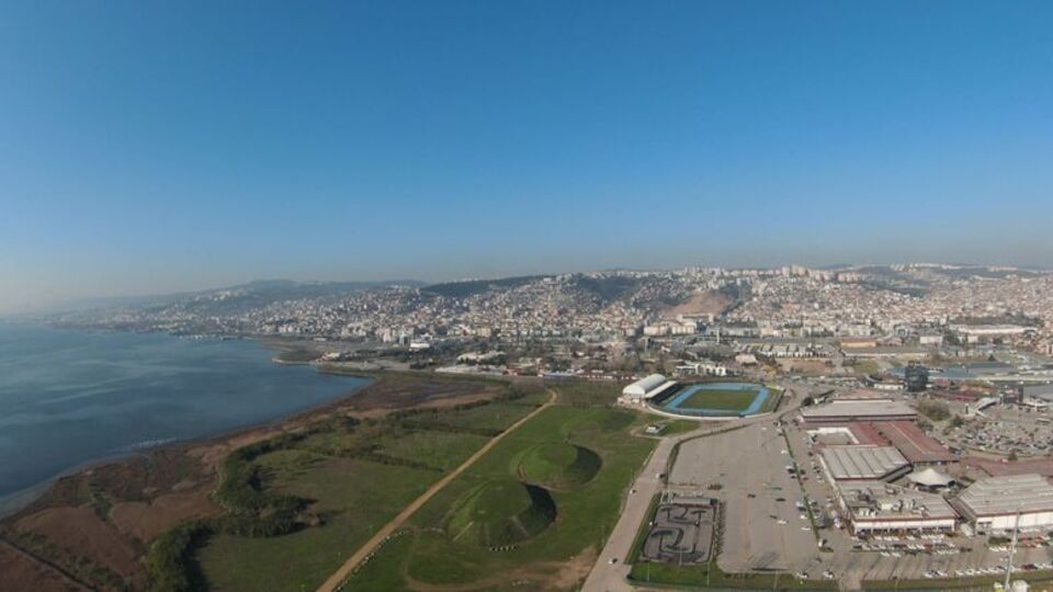 İzmit Körfezi'nin dip çamuru temizlenecek