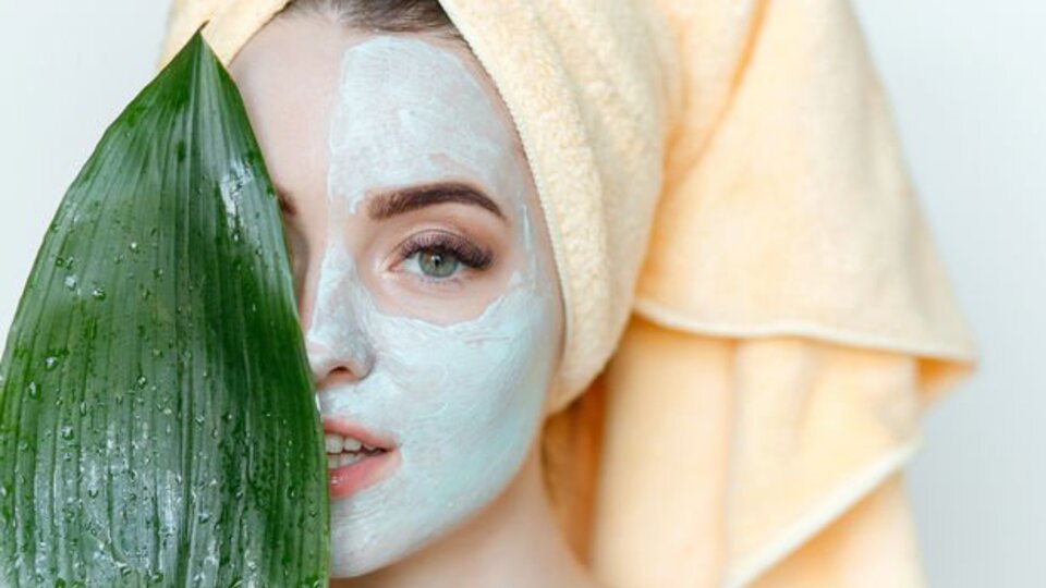 Cilt bakımı malzemeleri hangi sırayla uygulanmalı?