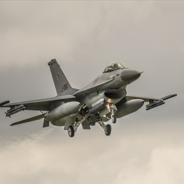 ABD'li vekiller, Ukrayna'ya F-16 verilmesini istiyor