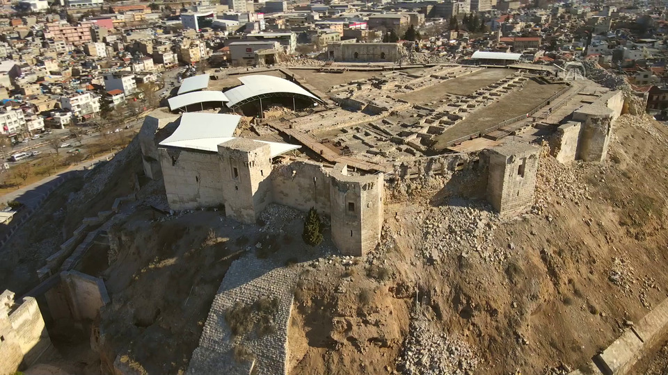 Gaziantep Kalesi'ndeki hasarda en net görüntü!