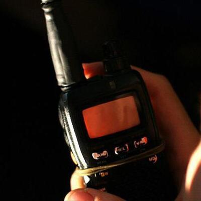 Depremin ilk anları polis telsizinde