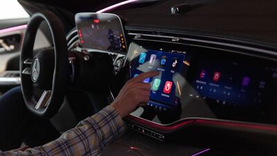 Otomobillerinde 'süper bilgisayar' sunacak