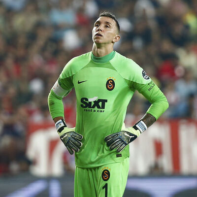 Sürpriz gelişme! Muslera'nın yerine...