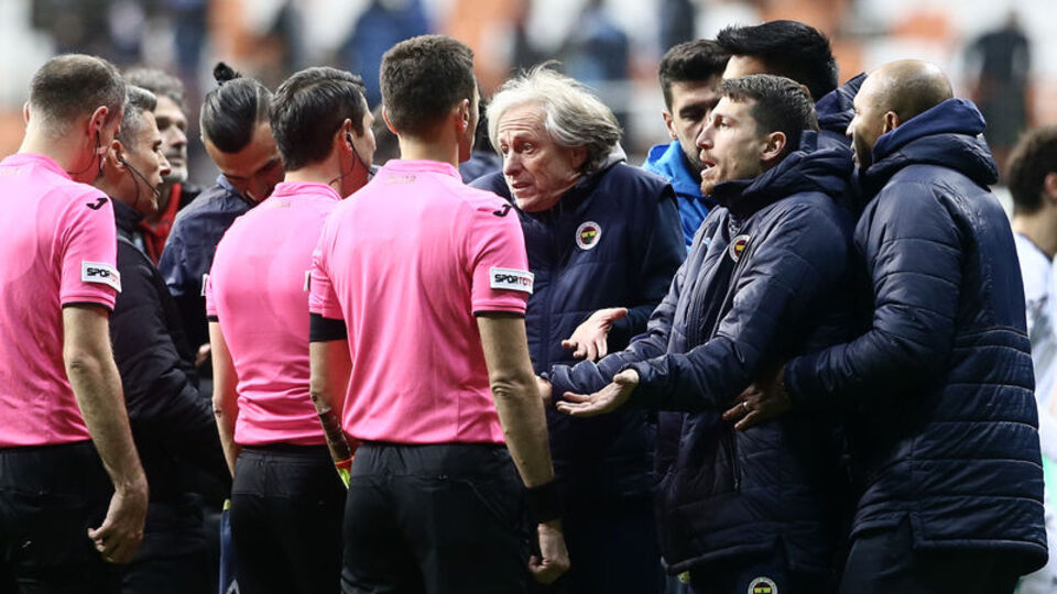 Jorge Jesus'un cezası açıklandı!