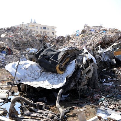 Gaziantep'te kaydedildi! TIR bile kağıt gibi ezildi
