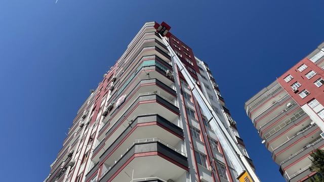 Adana'da deprem sonrası taşınma yoğunluğu başladı