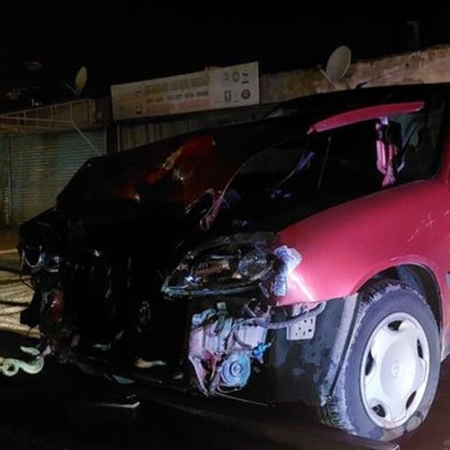 Sakarya'da iki otomobil çarpıştı: 1 ölü, 2 yaralı