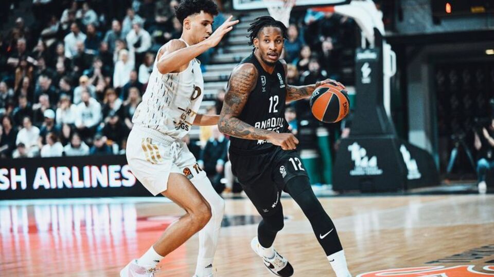 Anadolu Efes'ten kritik galibiyet!