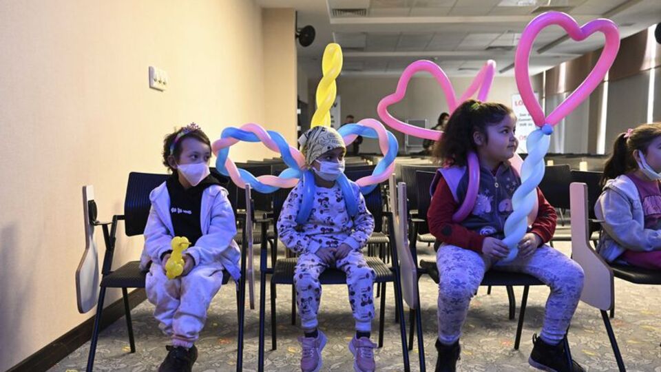 Depremden kurtulan lösemili 4,5 yaşındaki Turnaya LÖSEV umut oldu