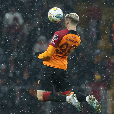 "Florya'dan Milano'ya 3 yolcu"