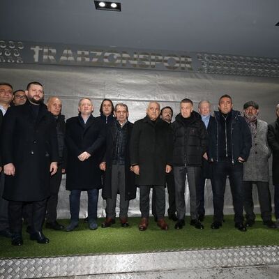 Türk futbolu omuz omuza!