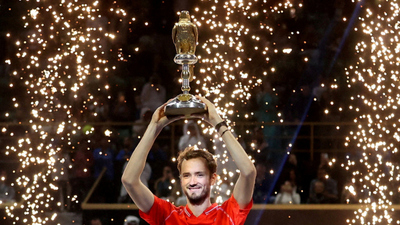 Medvedev Katar'da şampiyon