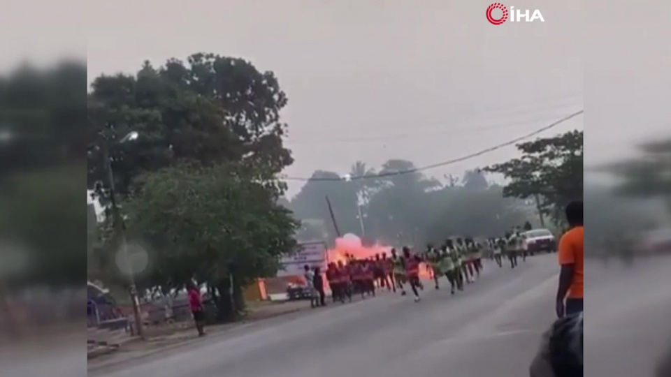 Kamerun'da faciadan dönüldü: 19 yaralı