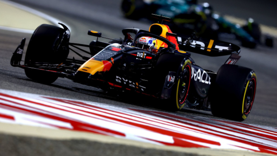 Test sürüşlerinde Red Bull öne çıktı