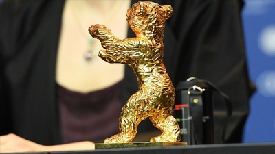 Altın Ayı Ödülü 'Sur l'Adamant'ın oldu