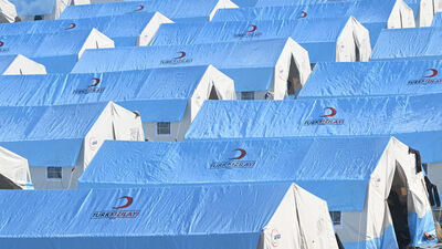 Kızılay çadırları tartışması!