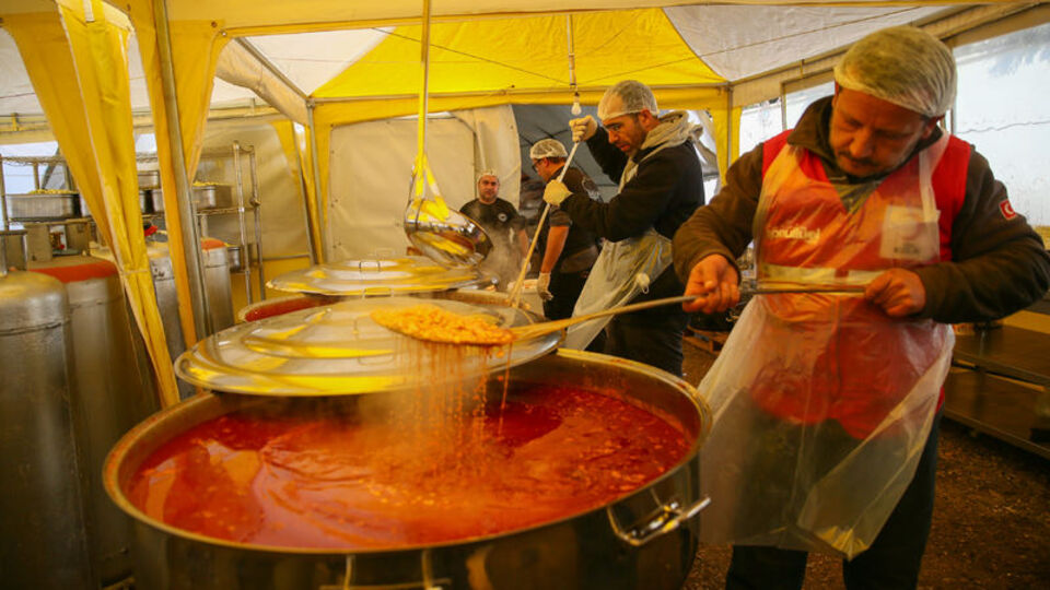 Deprem bölgesinde gıda ve hijyen uyarısı!