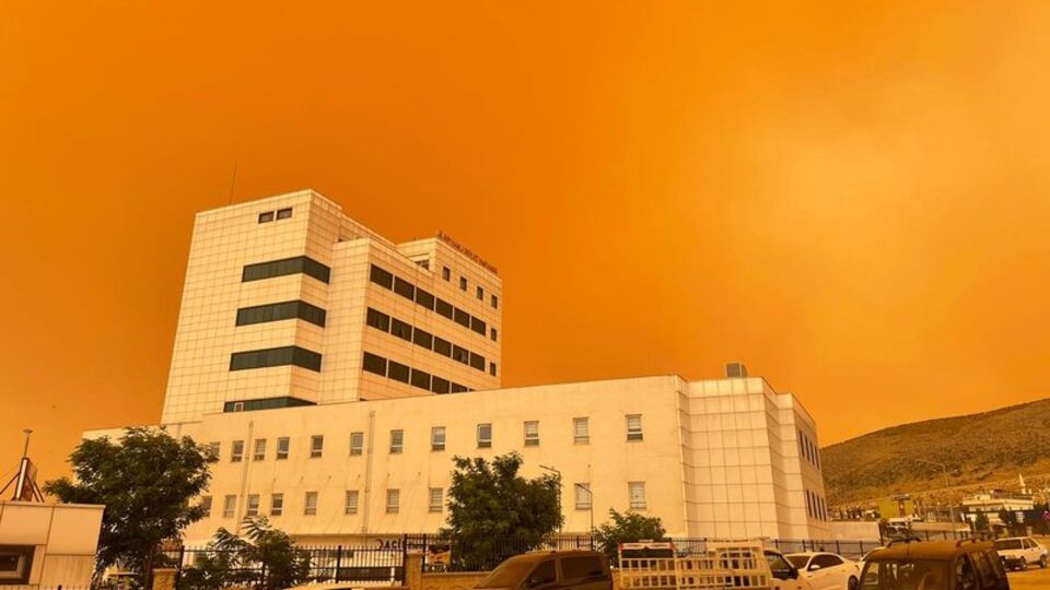 Meteoroloji'den yağmur ve toz taşınımı uyarısı