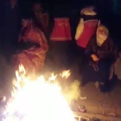 Anne ve babası enkaz başında... Yürek yakan bekleyiş!