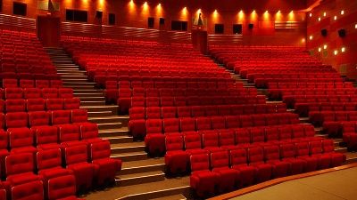 "İyileşmek İçin Sahnedeyiz"