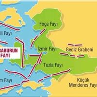 Uzmanlardan ciddi uyarı: Bu bölgeler risk taşıyor, acil önlem alınmalı! İşte İzmir deprem riski olan ilçeler