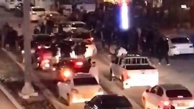 Sopalı bıçaklı yol verme kavgası: 10 gözaltı