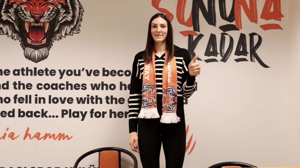 Eczacıbaşı Boskovic ile uzattı