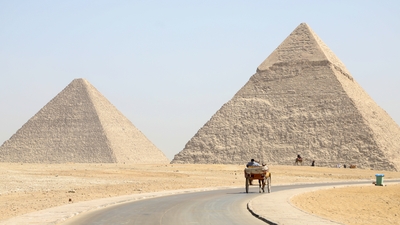 Keops Piramidi'nin içinde gizli geçit