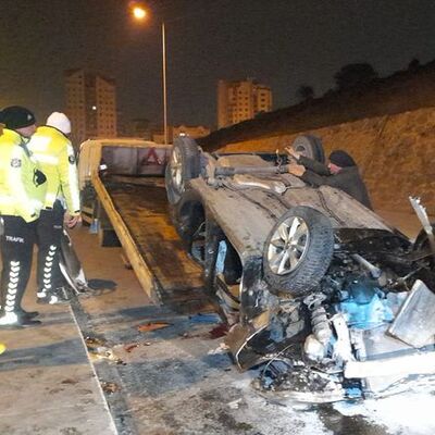 Başakşehir'de trafik kazası: 1'i ağır 3 yaralı