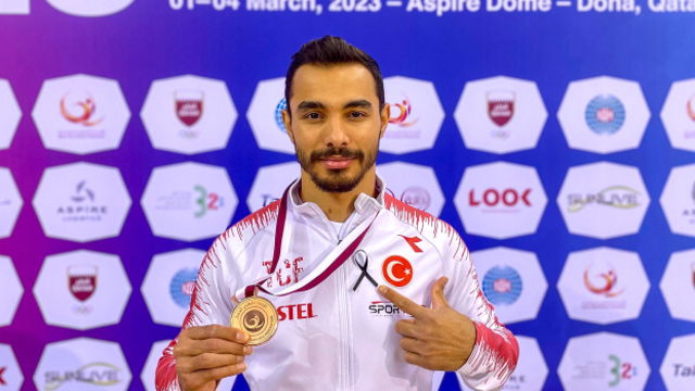 Ferhat Arıcan'dan bronz madalya