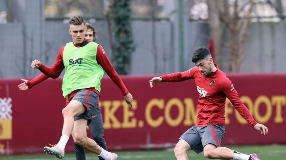 Galatasaray hazırlıklarına devam etti