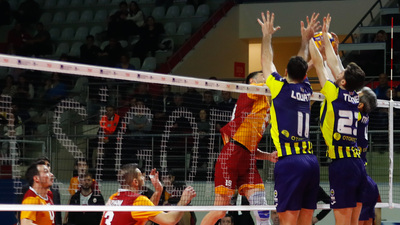 Derbide kazanan Fener!