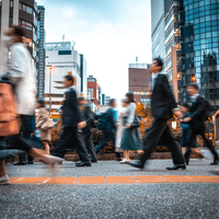 Tüketirken tükenmek: Sahip olma hırsı ve insan mutsuzluğu