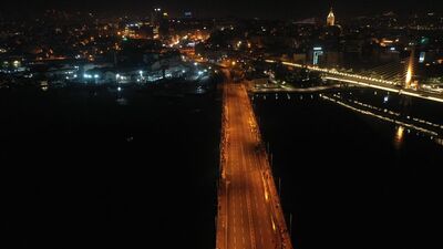 Atatürk ve Yeni Galata köprüleri trafiğe açıldı