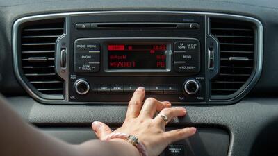 Belçika radyolarından depremzedeler için ortak kampanya: SMS ile istenen her şarkıyla 1 euro yardım yapıldı