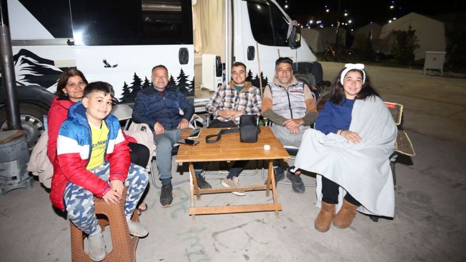 Tatil için yaptırmışlardı... Deprem sonrasında evleri oldu