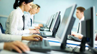 'Banka çalışanlarının yarısından fazlası kadın'