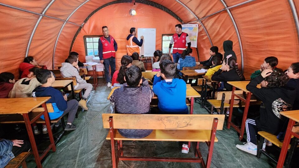 Deprem bölgelerinde LGS ve YKS'ye hazırlık için oluşturulan DYK noktası sayısı 649'a çıktı