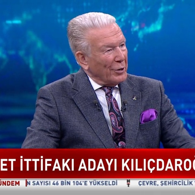 "Cumhurbaşkanı geçiş sürecinde güçlü olmalı"