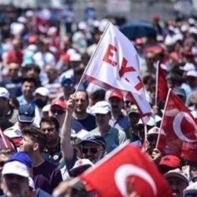 EYT’li memur ve esnafın emekliliğine SGK açıklık getirdi