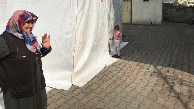 Afet bölgesinde kadın olmak