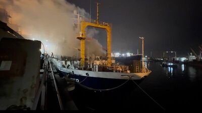 Tuzla'da Rus bandıralı balıkçı gemisinde yangın