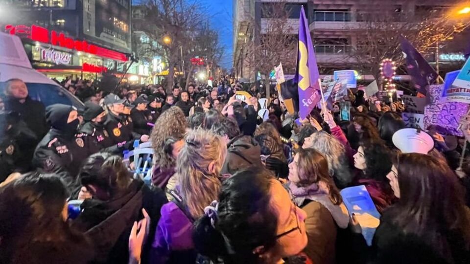 Ankara'daki '8 Mart Yürüyüşü' olaysız bir şekilde sona erdi