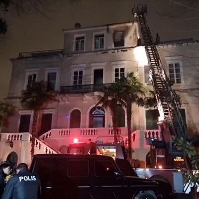 Sarıyer'de köşk yangını