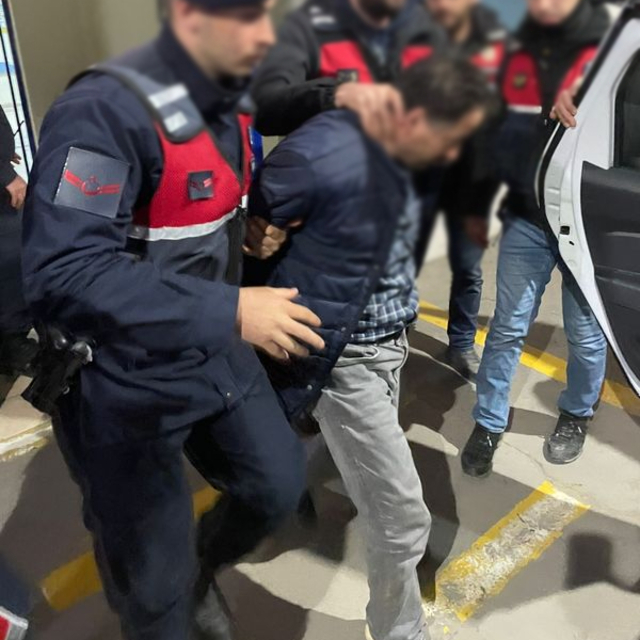 Eşini öldürmüştü, ablasının evinde yakalandı