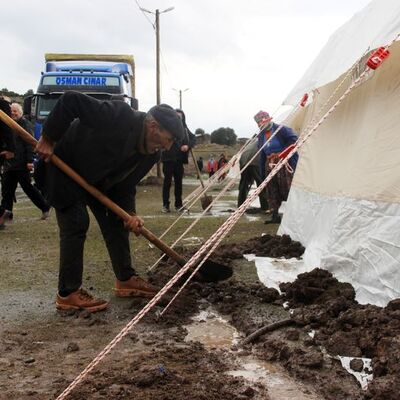 Lodos, sağanak ve karla karışık yağmur uyarısı