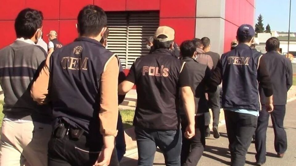 FETÖ operasyonu! 11 gözaltı